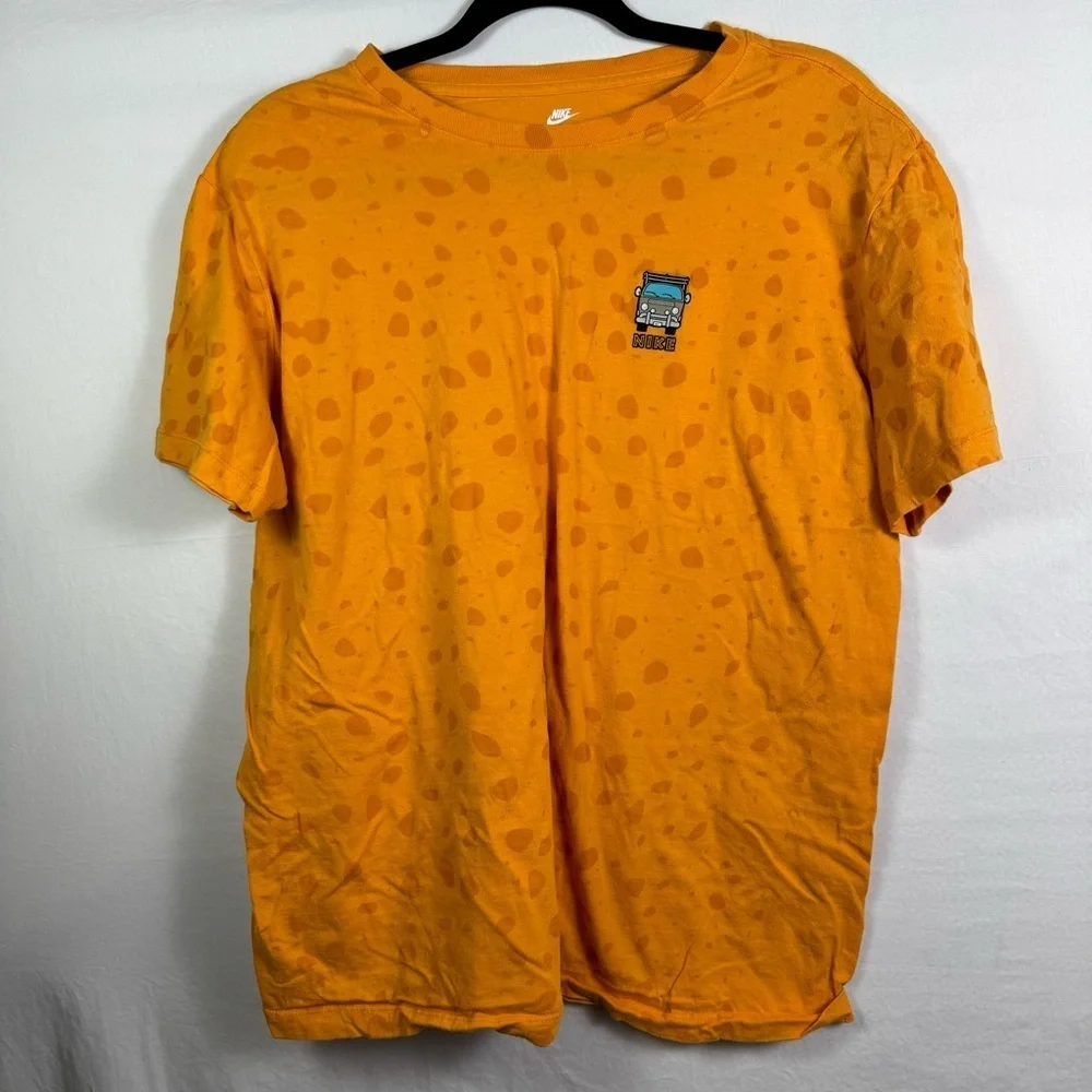 Nike Orange Graphic T-Shirt Men’s Size L
